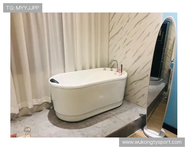 任子威训练完直接拎着冰桶回家泡澡？这恢复方式比我家浴缸还贵