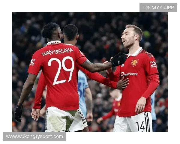 加纳乔对阵顶级后卫的威胁制造方式解析