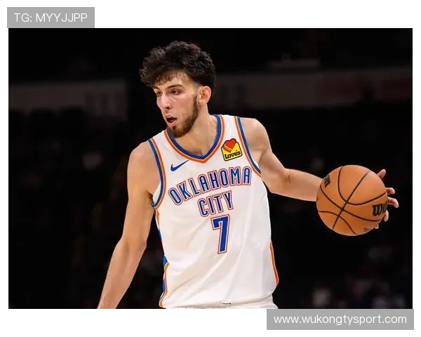 切特·霍姆格伦挡拆拉开空间提升三分命中率明显超过新秀同期水平