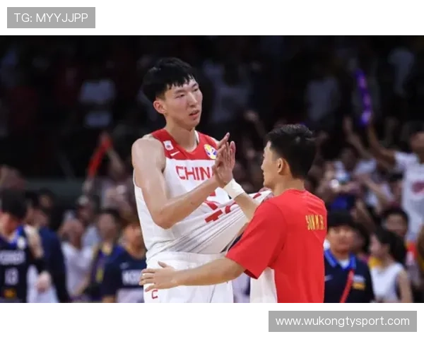 孙铭徽平时省吃俭用，赛场上却像土豪开金库一样砸篮板，真是宝藏性格！